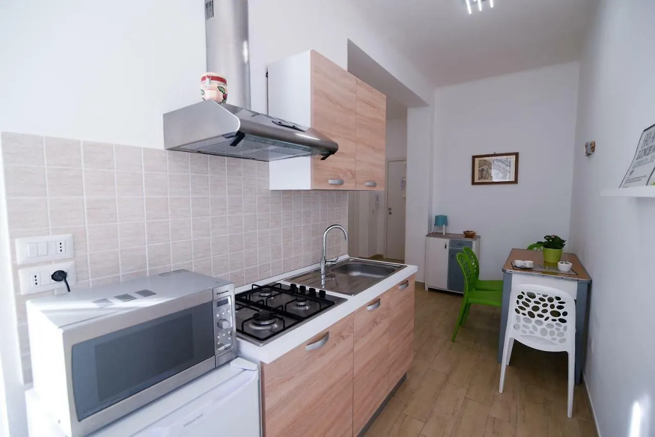 Guest house Le Tre Chiavi Hotel Bari Italy