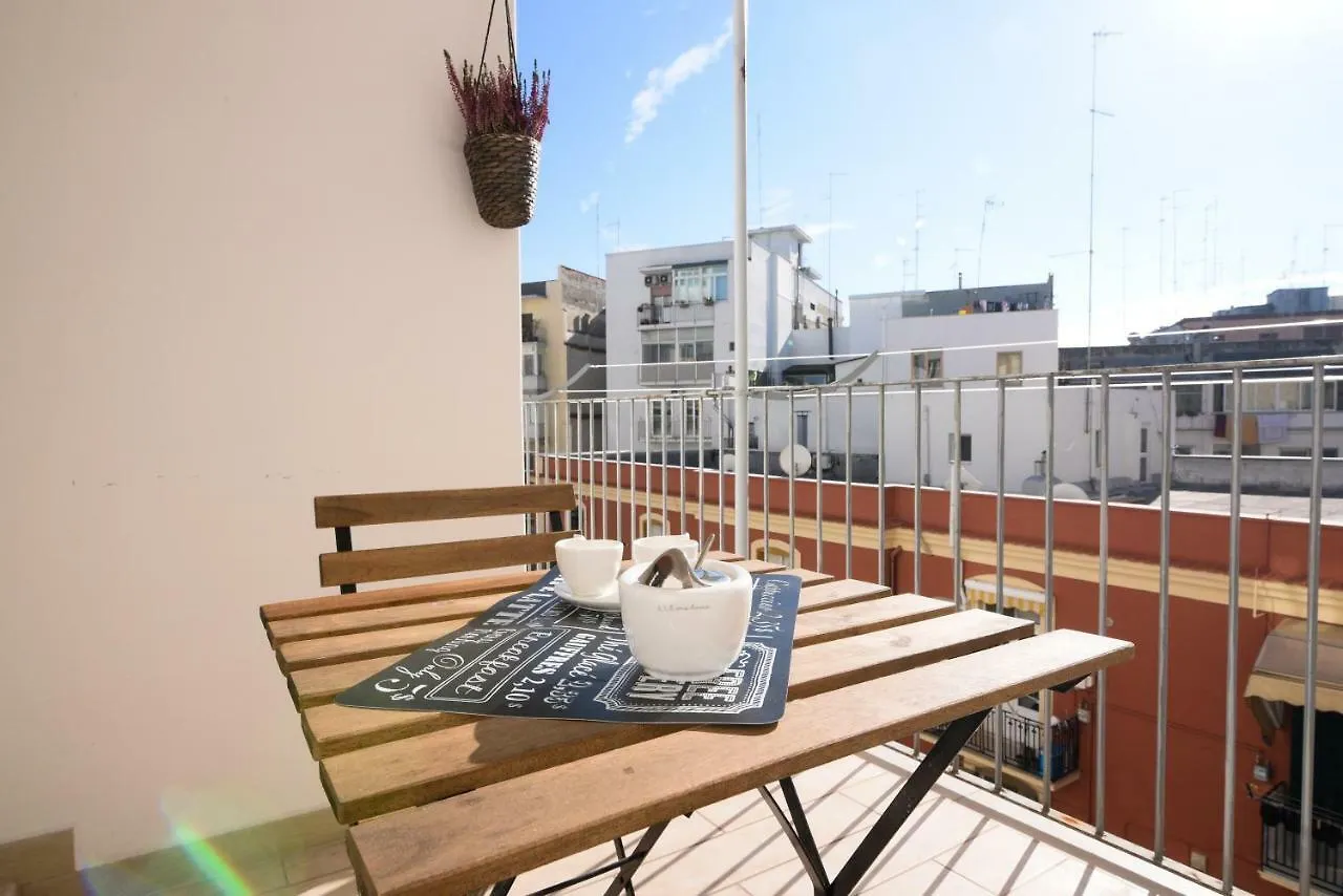 Le Tre Chiavi Hotel Bari 0*,  Italy